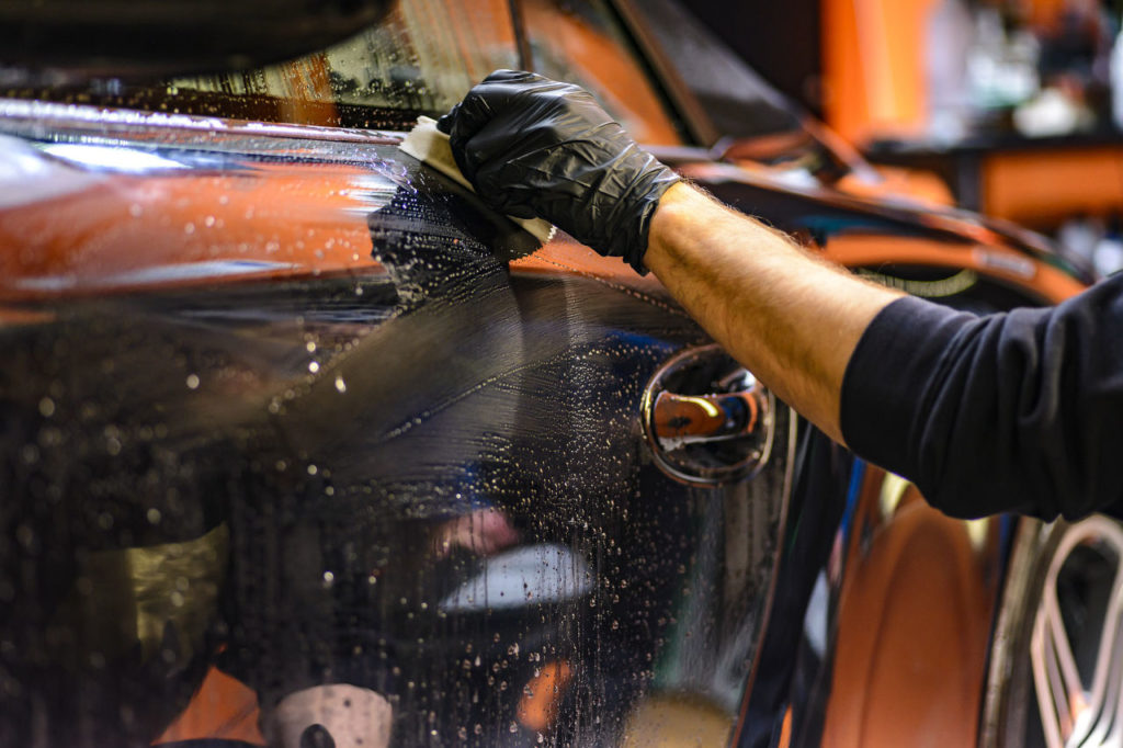 Consejos para quitar la resina de la carrocería del coche