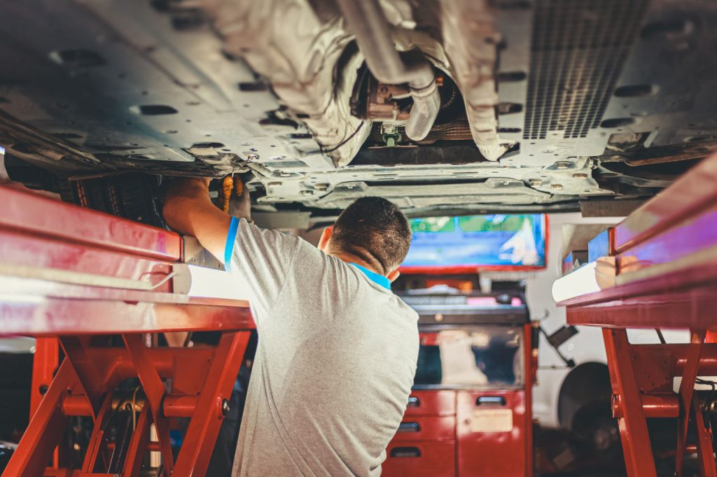 ¿Por qué baja el nivel de anticongelante de un coche?