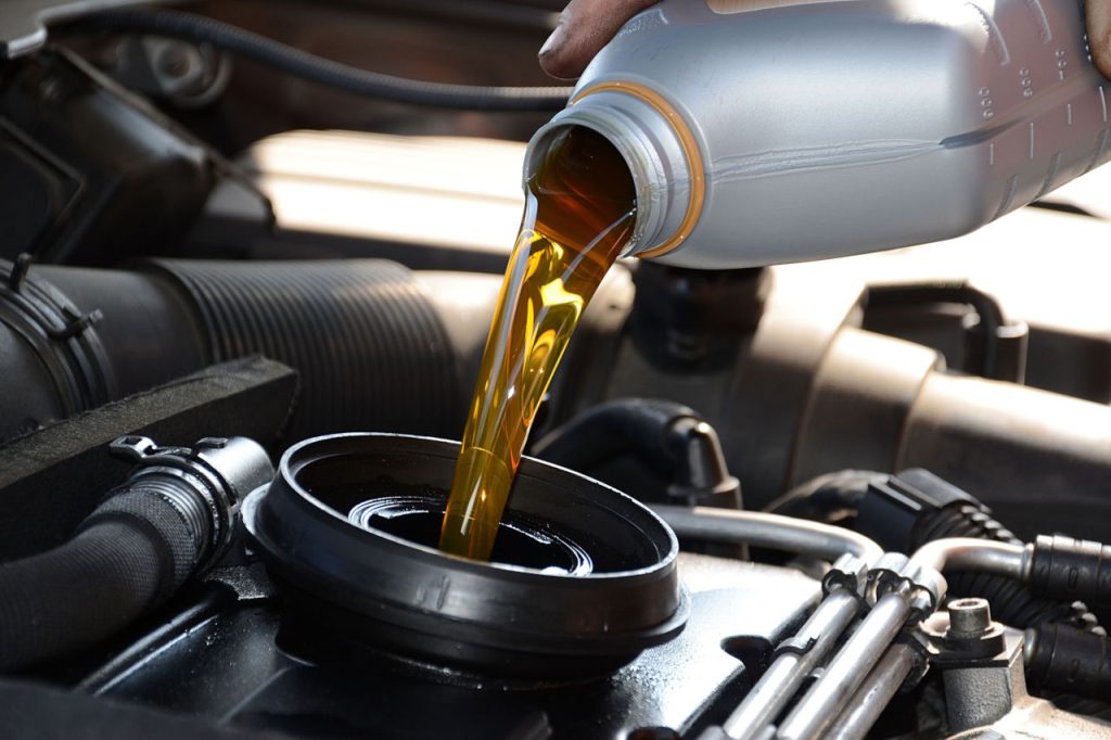 Cómo elegir el aceite ideal para cada coche