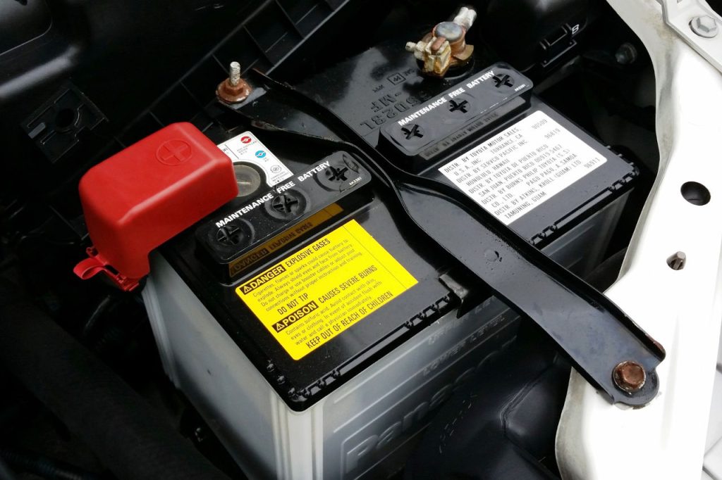 Todo lo que tienes que saber sobre la batería de un coche de combustión